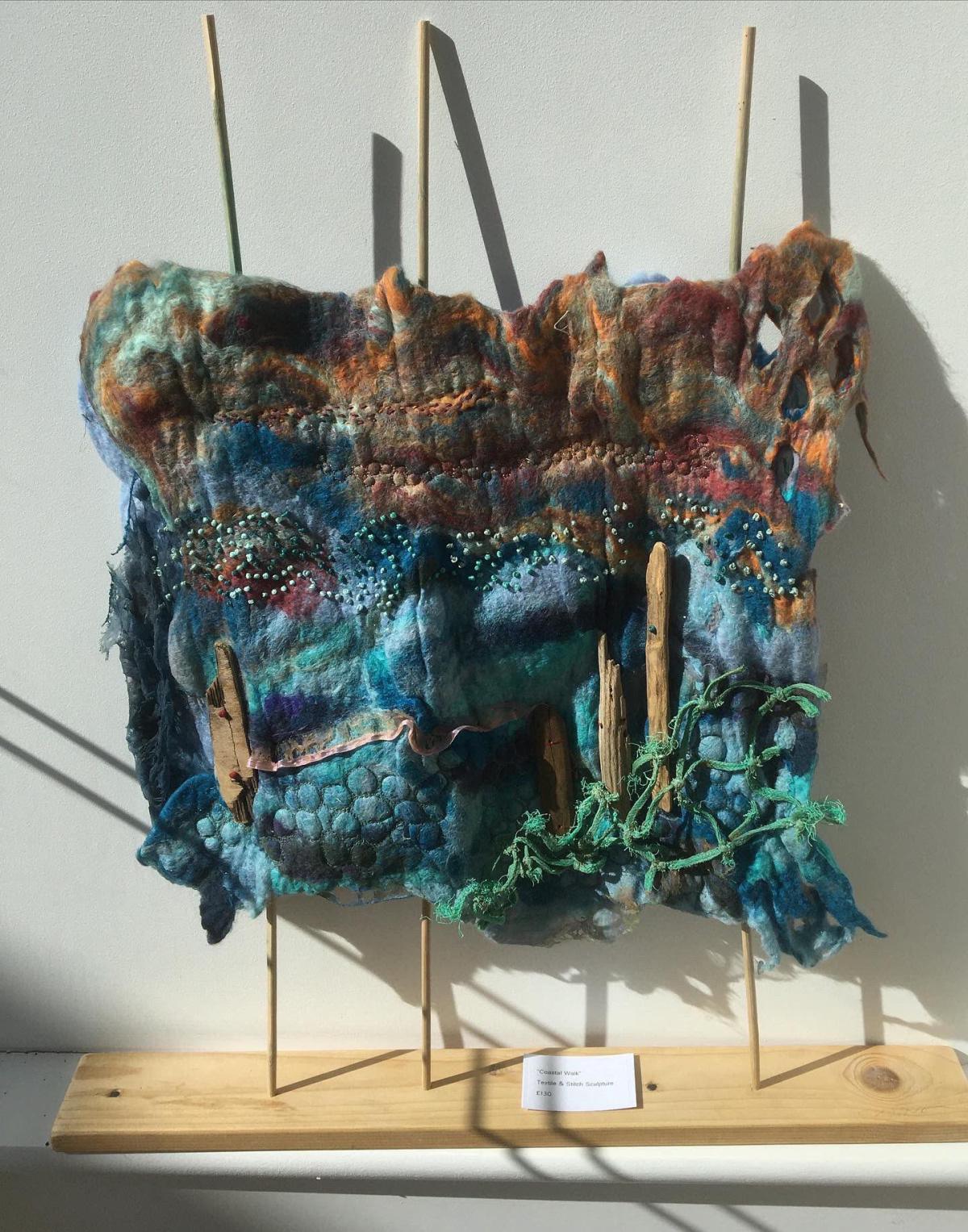 SUFFOLK ARTS & CRAFTS COLLECTIVE SUFFOLK ARTS & CRAFTS COLLECTIVE