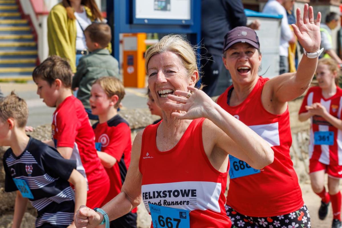 Felixstowe Fun Run by Tim Garrett-Moore