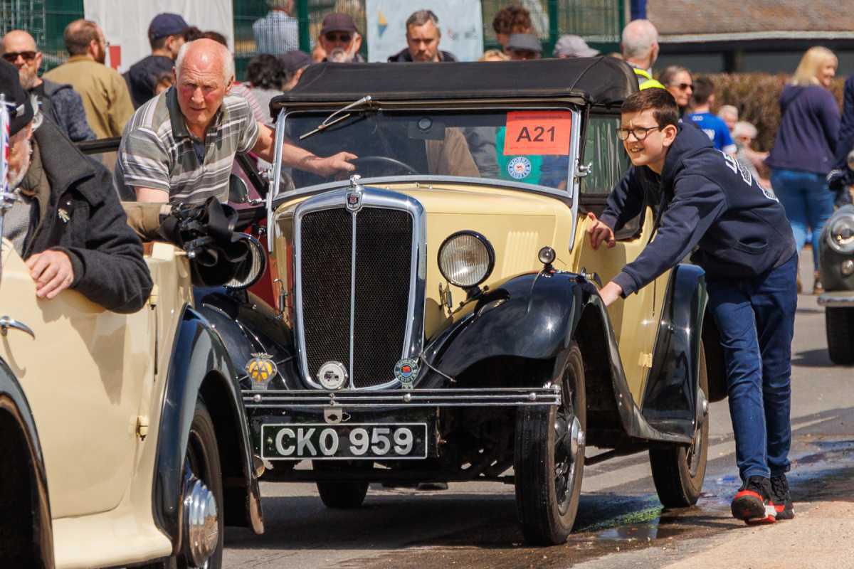 Class Vehicles by Tim Garrett-Moore Class Vehicles by Tim Garrett-Moore