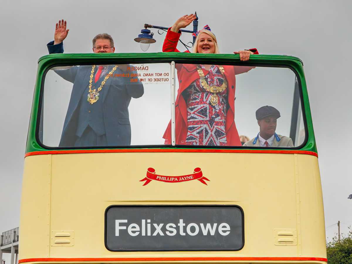 Class Vehicles by Tim Garrett-Moore Class Vehicles by Tim Garrett-Moore