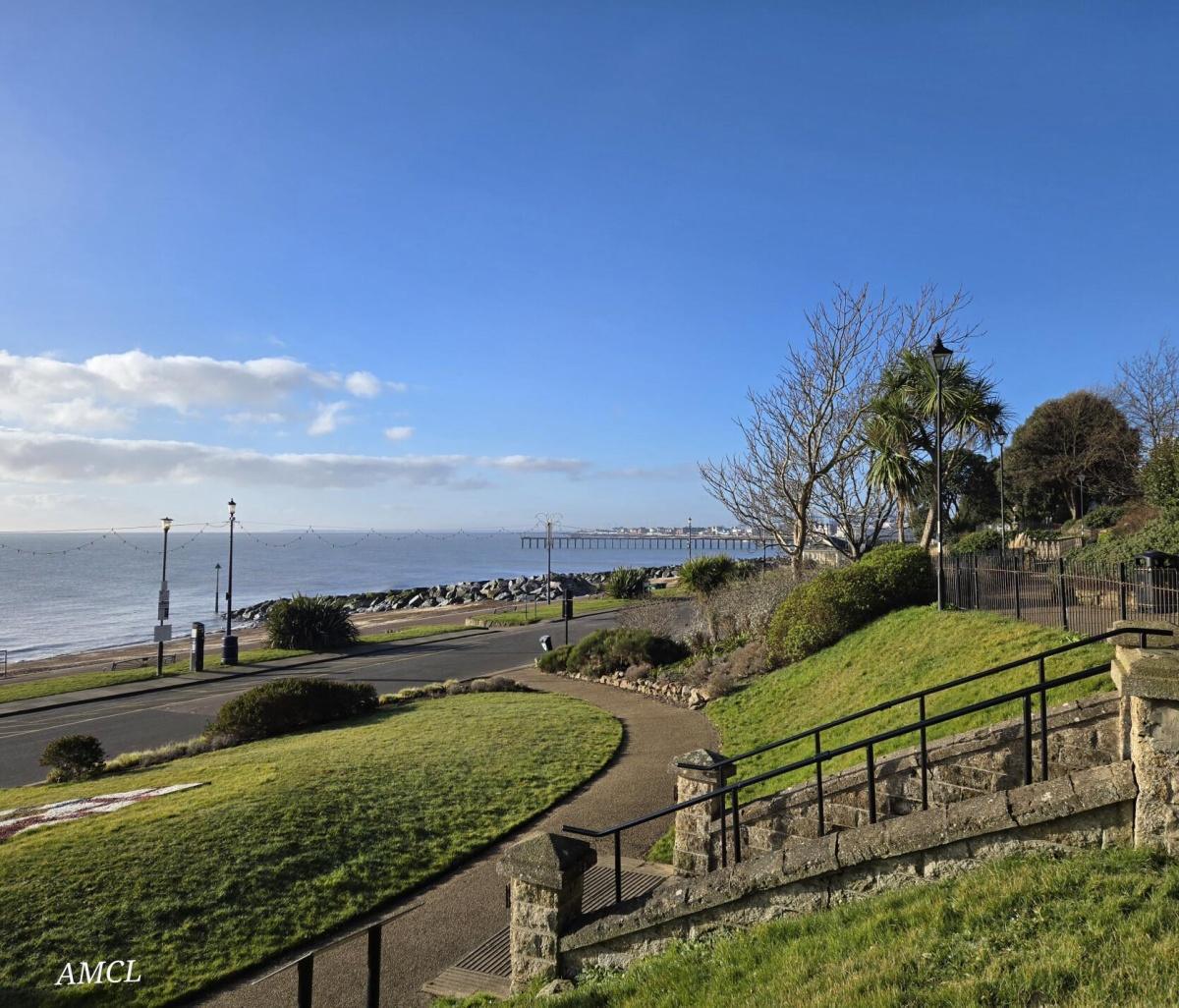 Local Photography: A Fresh View of Felixstowe! Local Photography: A Fresh View of Felixstowe!
