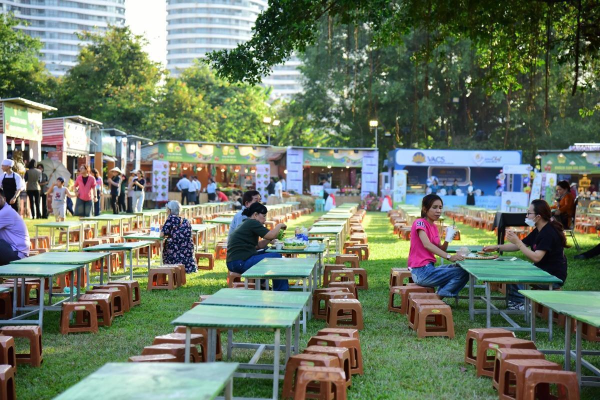 🔥 BEACH STREET STREET FOOD FESTIVAL 🔥 BEACH STREET STREET FOOD FESTIVAL