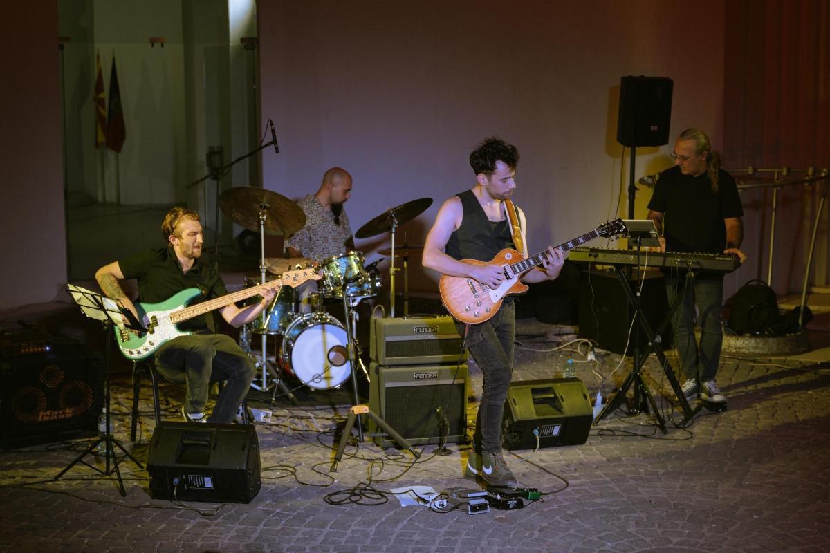 🎸 Gig at the Grosvenors Felixstowe