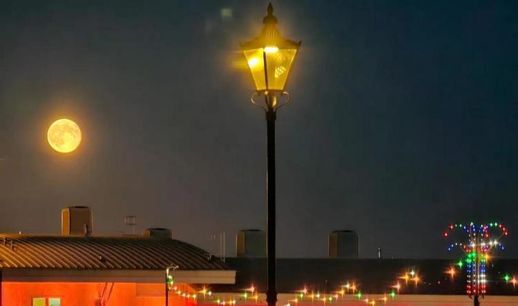 Hunter's Moon Over Felixstowe Pier, by Dani Smith