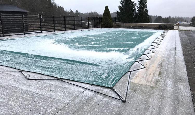 Vinterstängning av poolen