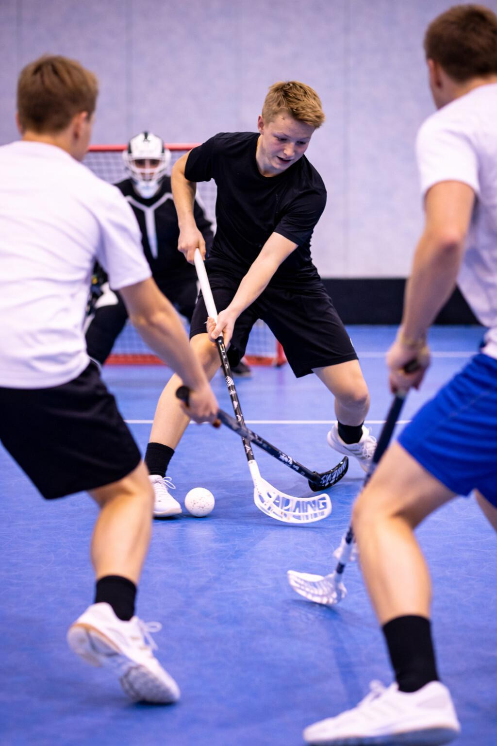 Skapa målchanser – inte bara avslut i innebandy Skapa målchanser – inte bara avslut i innebandy