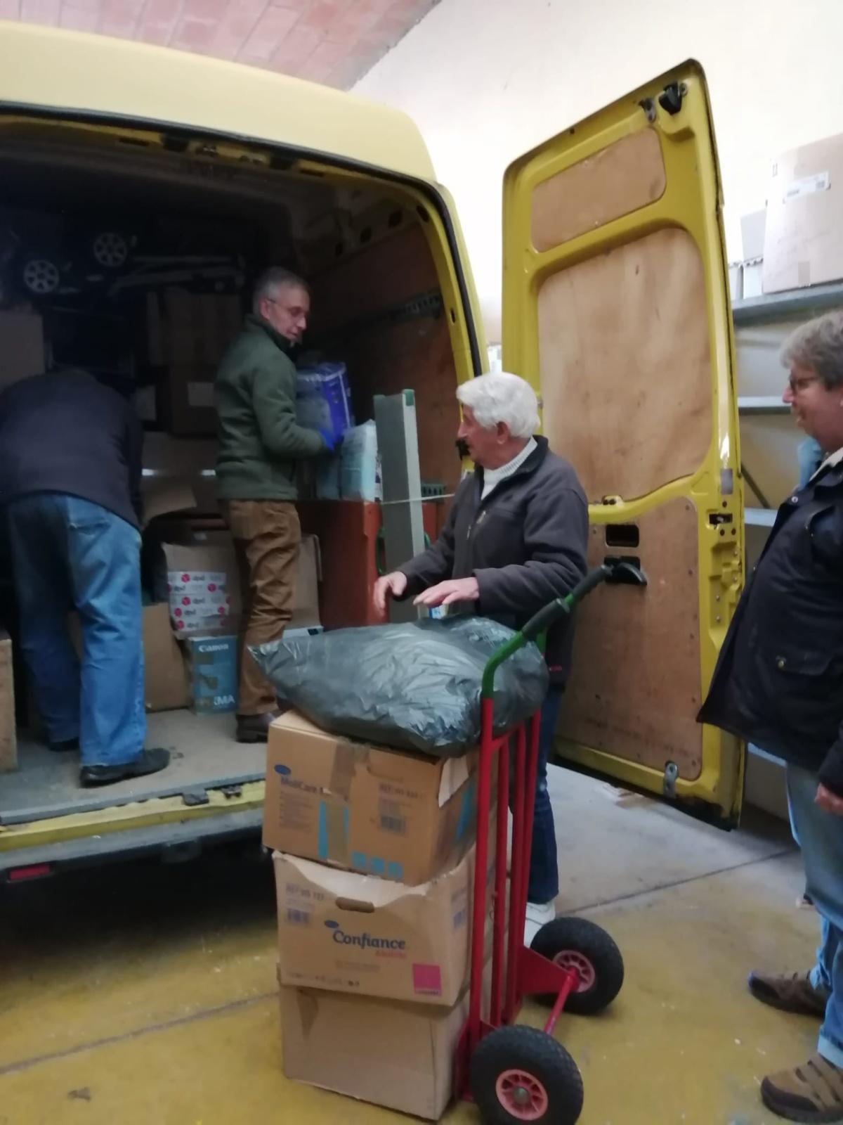 Livraison de matériel pour l'Ukraine PHI Berry - PHI Gers Livraison de matériel pour l'Ukraine PHI Berry - PHI Gers