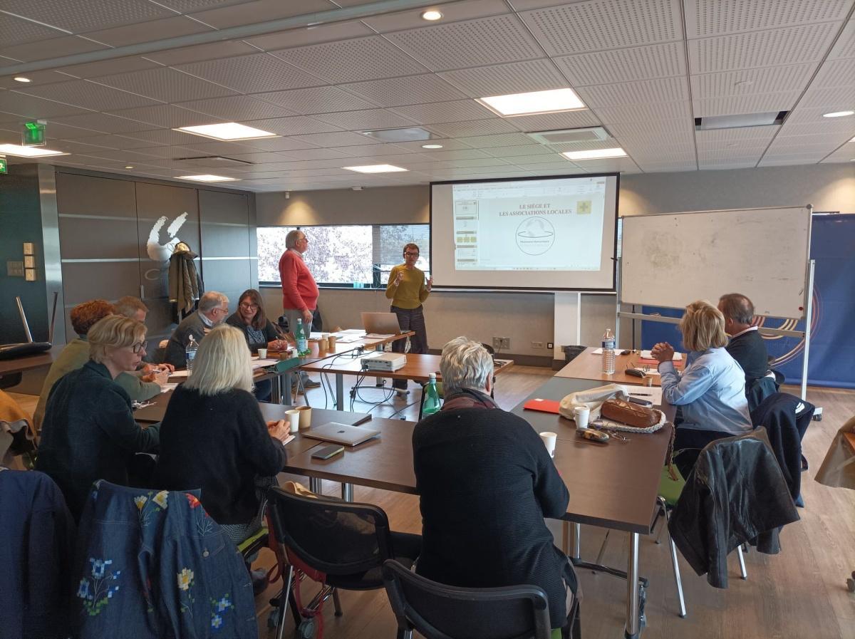 Tour de France des associations pour renforcer les liens et développer le réseau