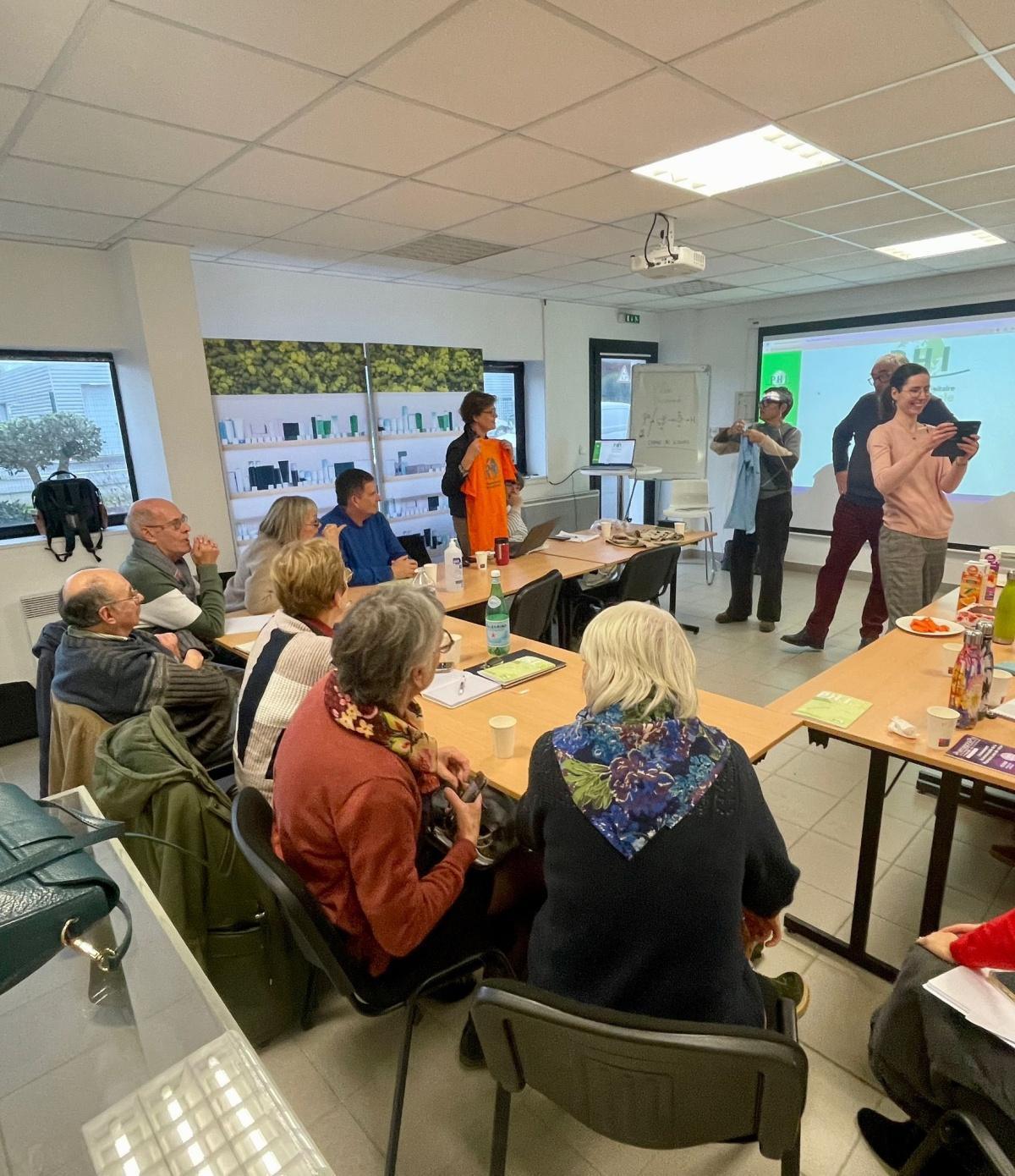 Tour de France des associations pour renforcer les liens et développer le réseau Tour de France des associations pour renforcer les liens et développer le réseau