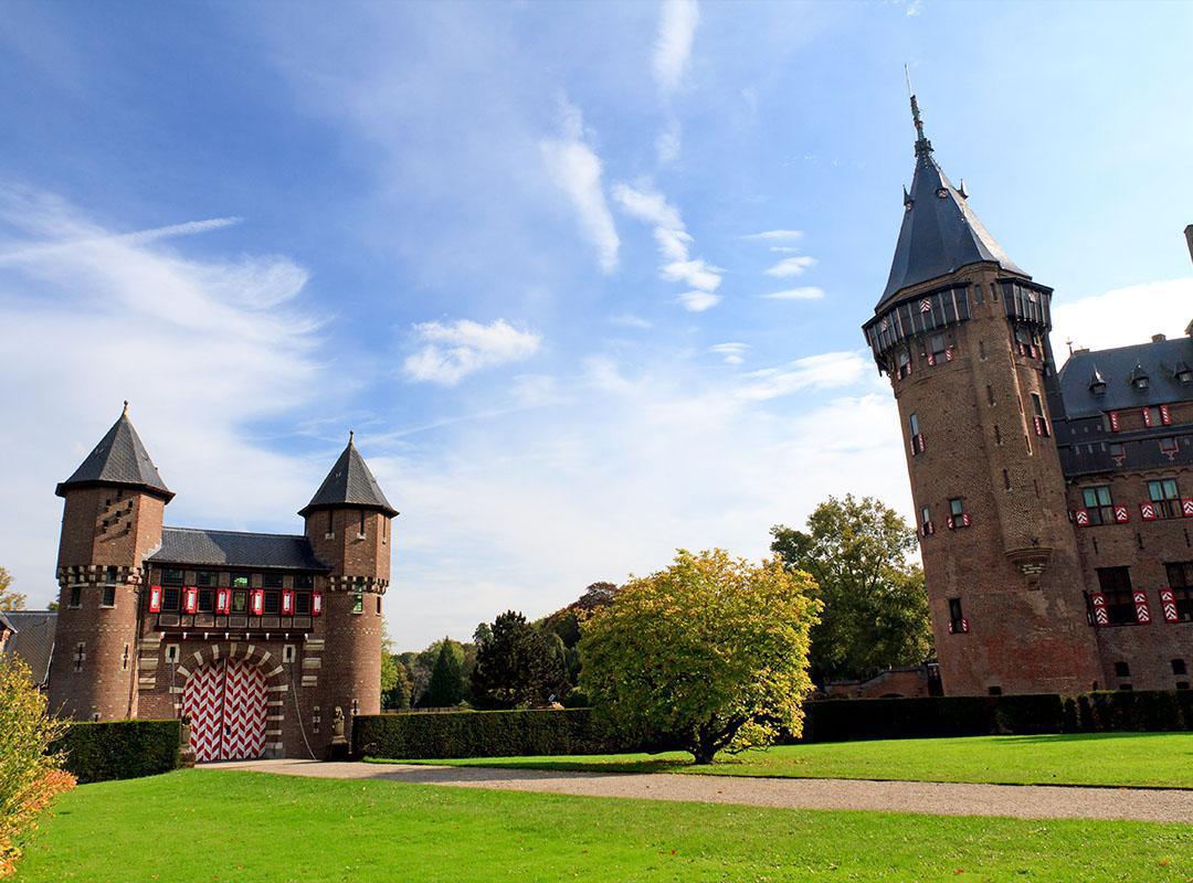 6. Kleine Cour 6. Kleine Cour