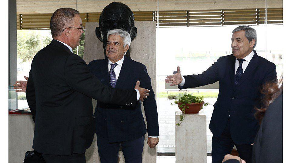 La commission tripartite discute de la candidate pour la Coupe du Monde 2030