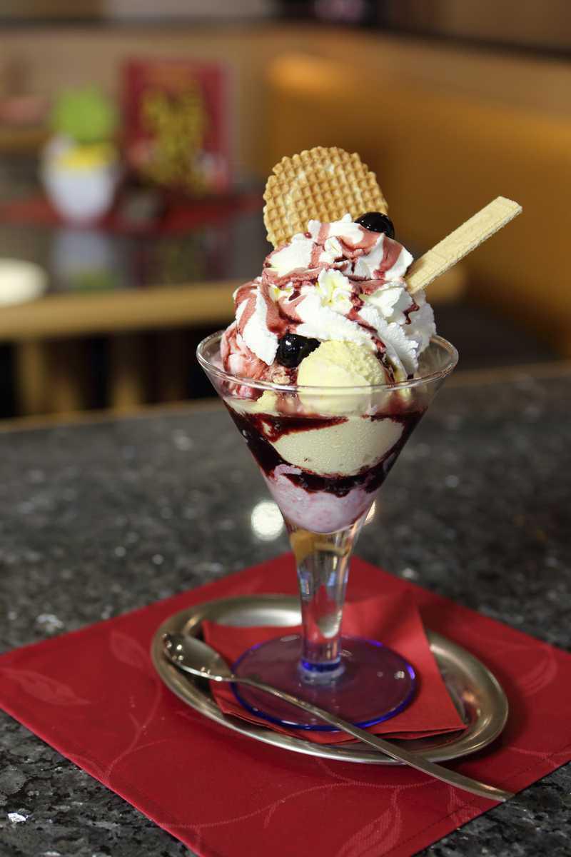 Café-Bäckerei-Eiscafé Doppelfeld