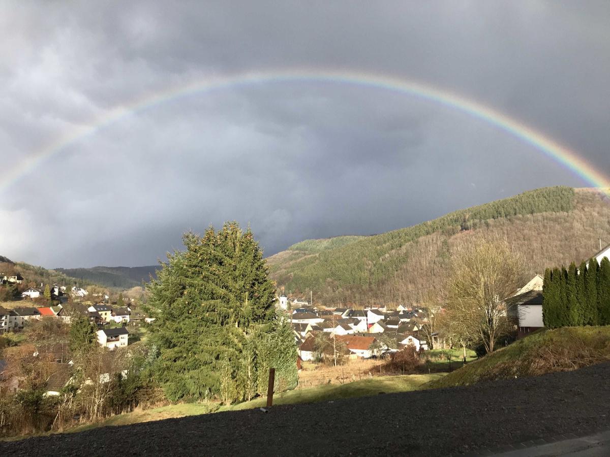 Regenbogen über Birresborn