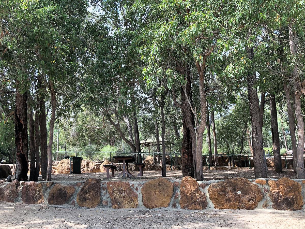 Lake Leschenaultia Campground