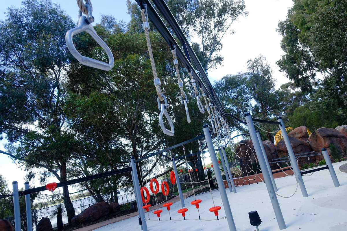 Bibra Lake Regional Playground