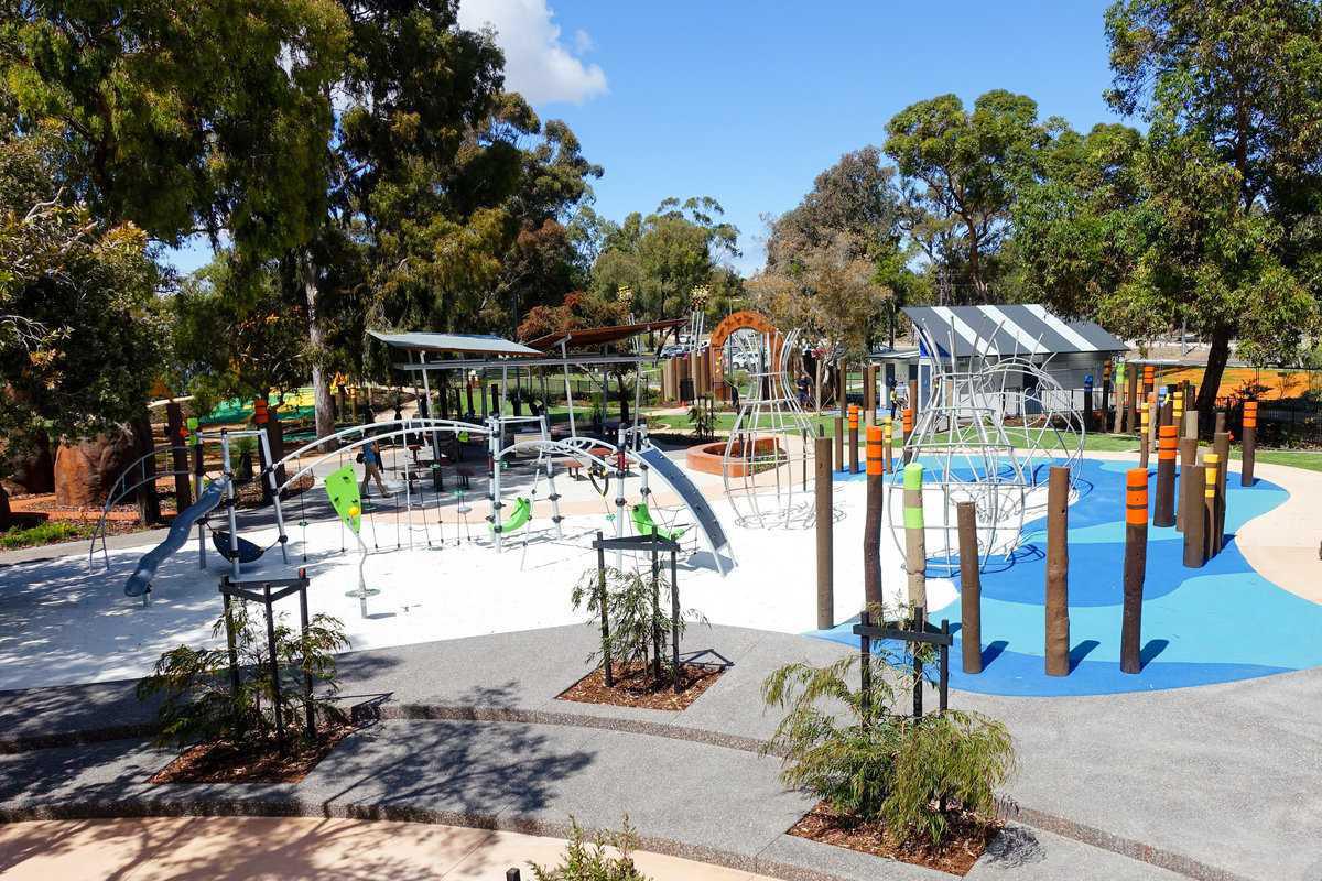 Bibra Lake Regional Playground