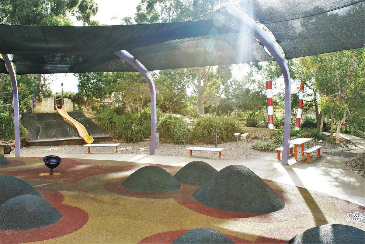 Kadidjiny Park Kadidjiny Park