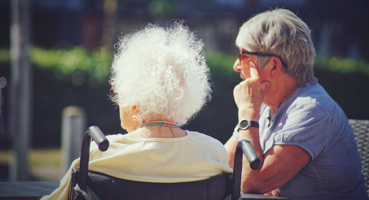 friends-old-retirement-senior-elderly-wheelchair-disabled-care-people-patient-home-disability-nursing_t20_QakPAb