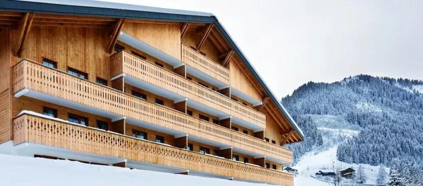 CHATEL : LE GRAND LODGE (Hautes-Alpes)