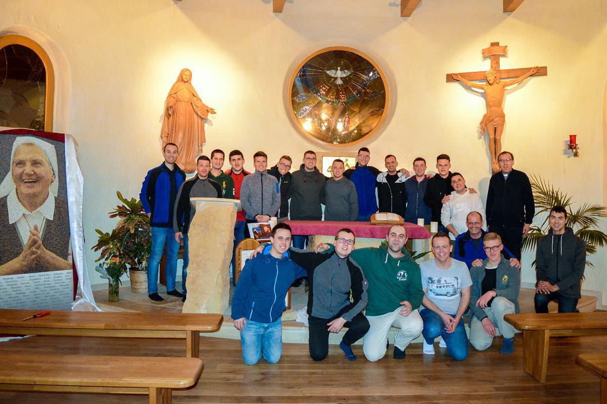 Cenacolo im umgekehrten Adventkalender Cenacolo im umgekehrten Adventkalender