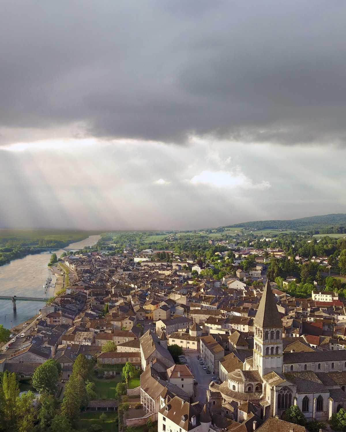 Urlaub bei Elisabeth in Burgund & der Himmel in ihr 