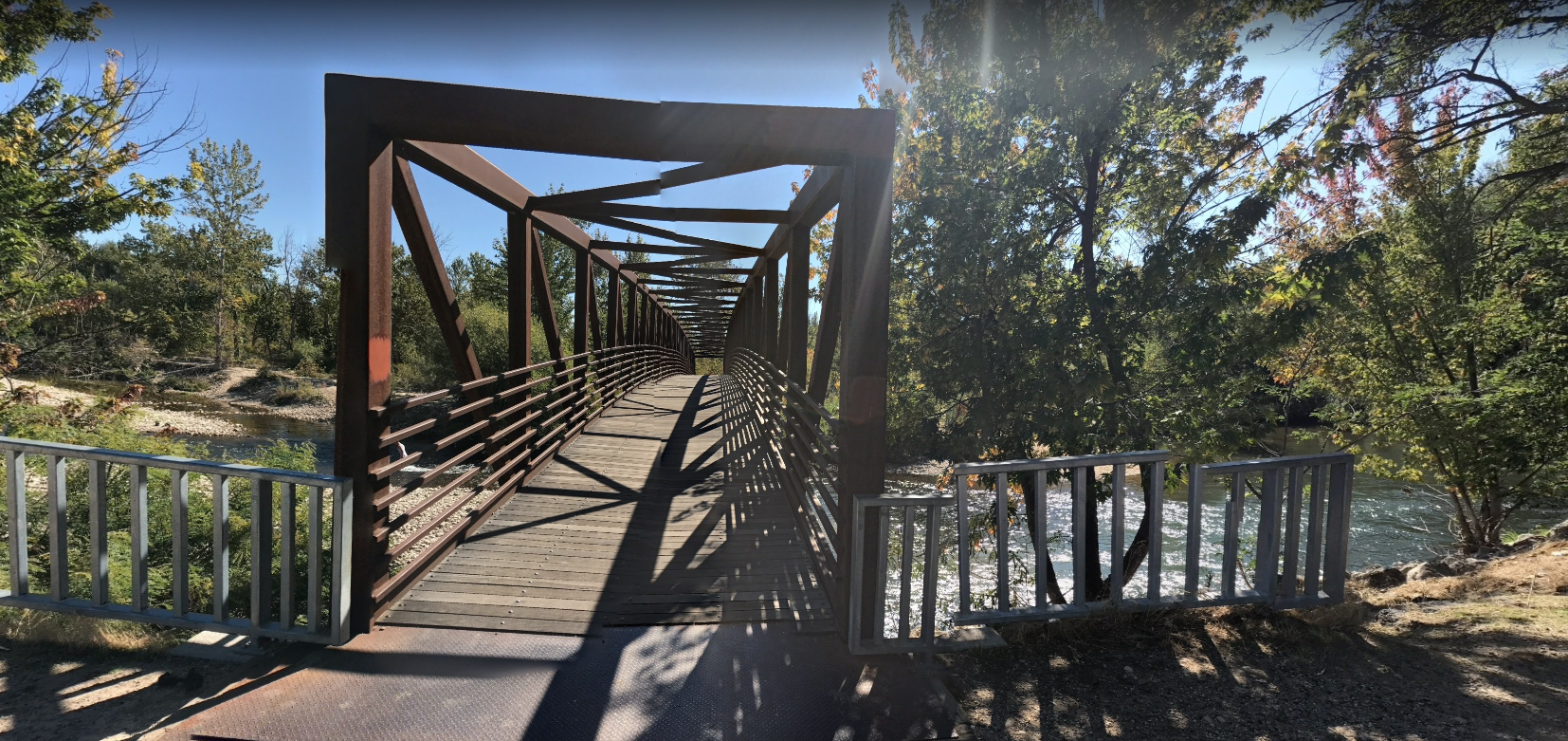 Greenbelt entrance by Eagle Lakes