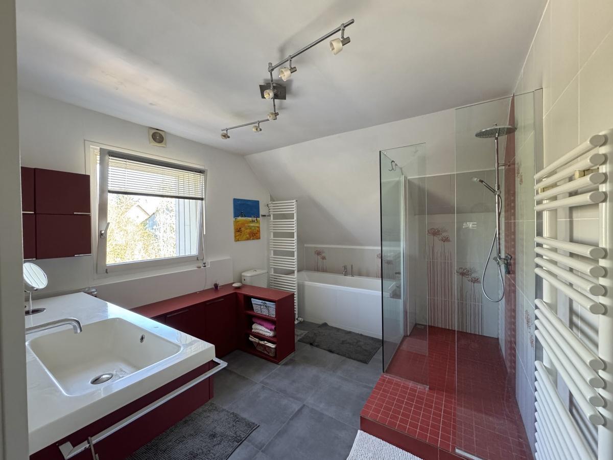 Individuelle 169m2 : 4 ch jardin 619 000 Euros FAI