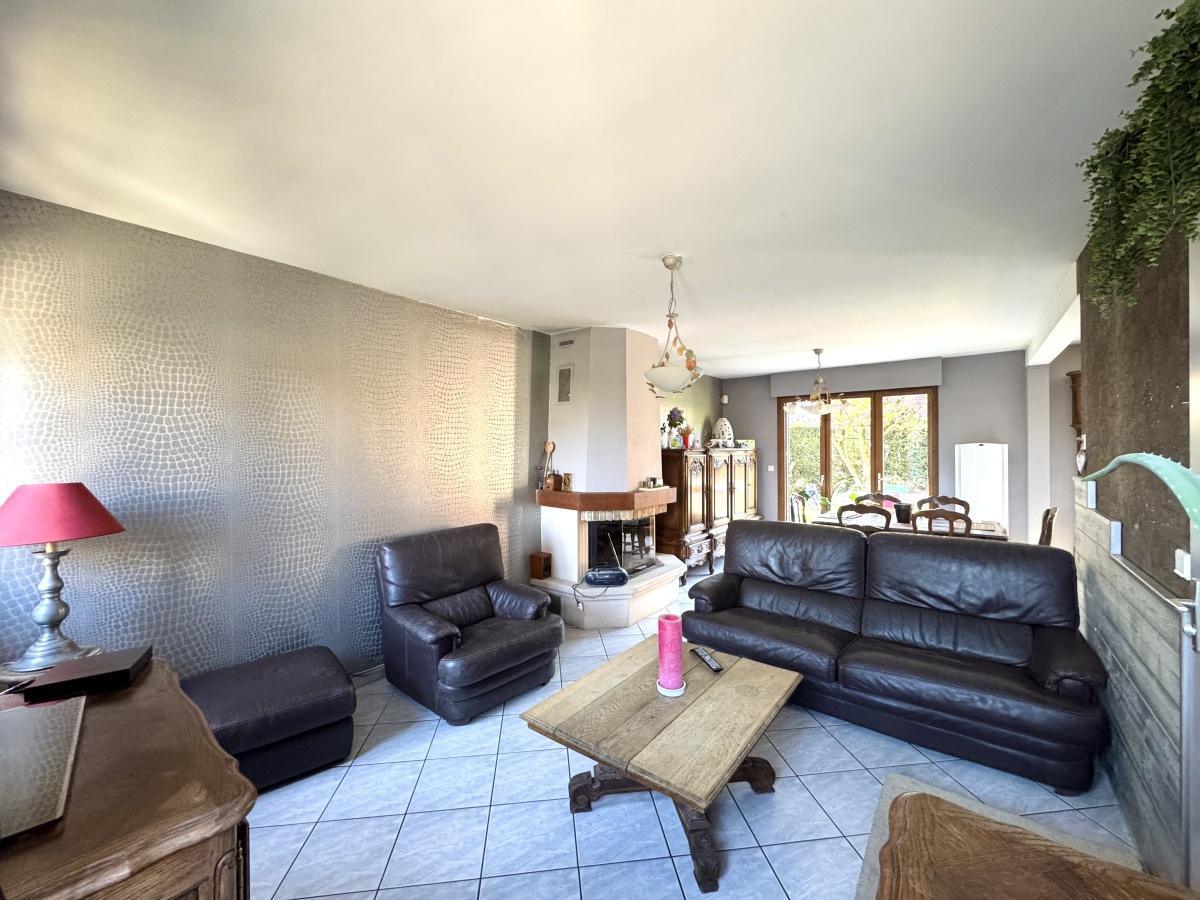 individuelle 4ch + combles jardin garage 435 000 Euros