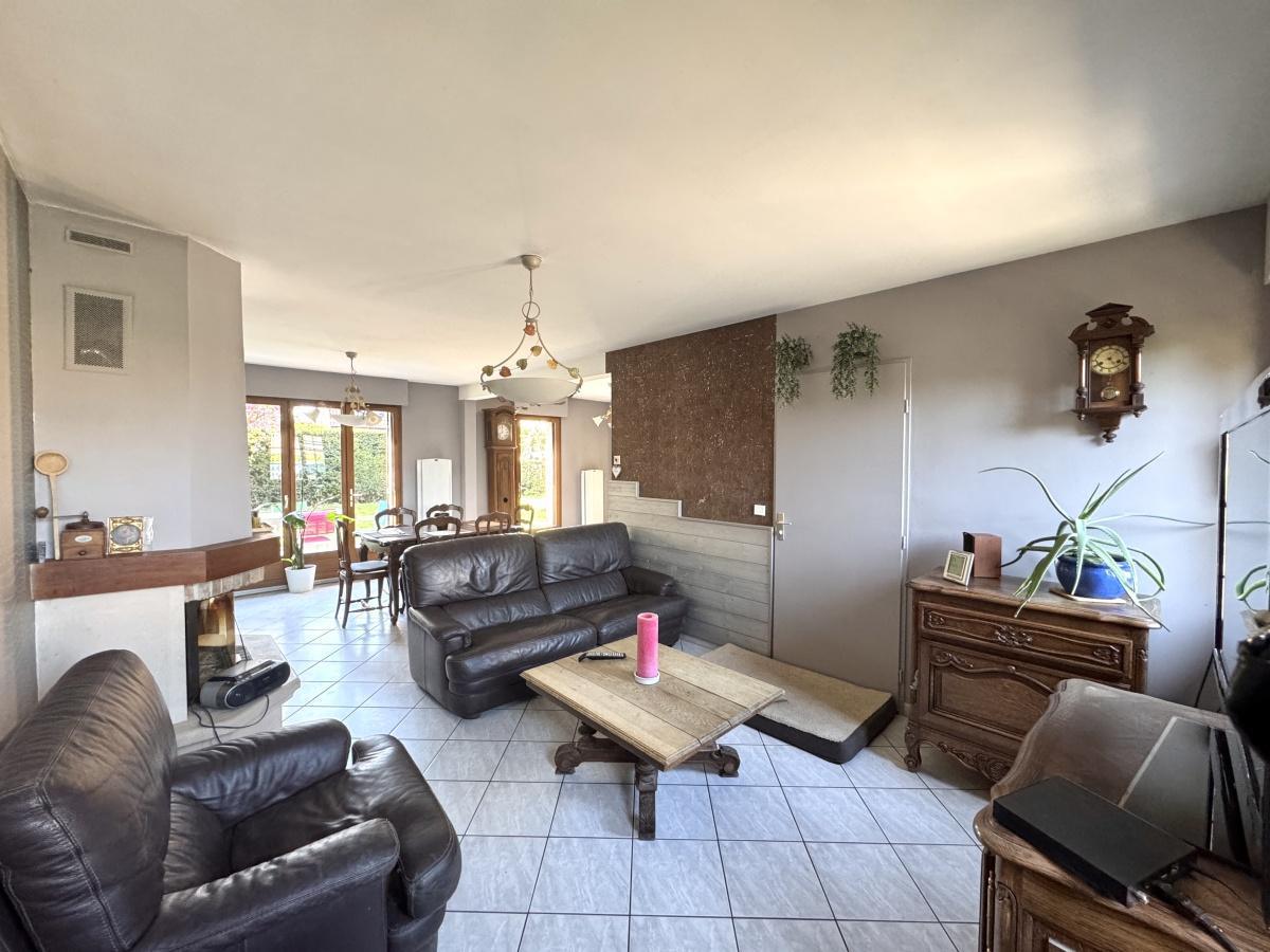 individuelle 4ch + combles jardin garage 435 000 Euros