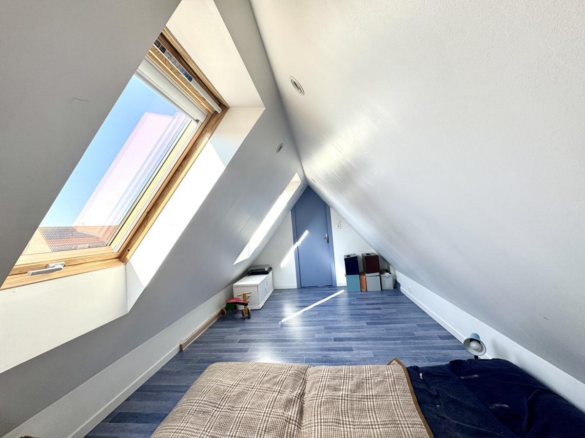 individuelle 4ch + combles jardin garage 435 000 Euros