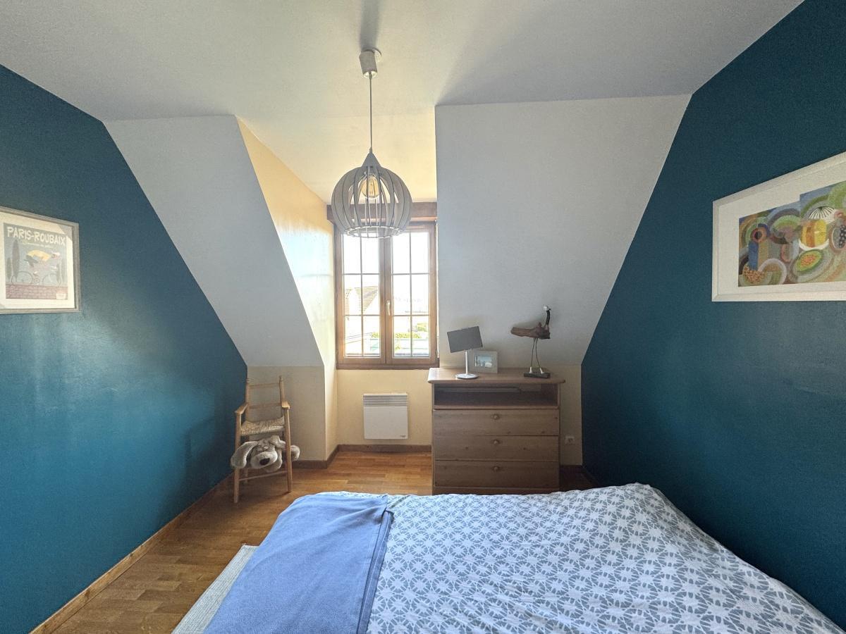 individuelle 4ch + combles jardin garage 435 000 Euros