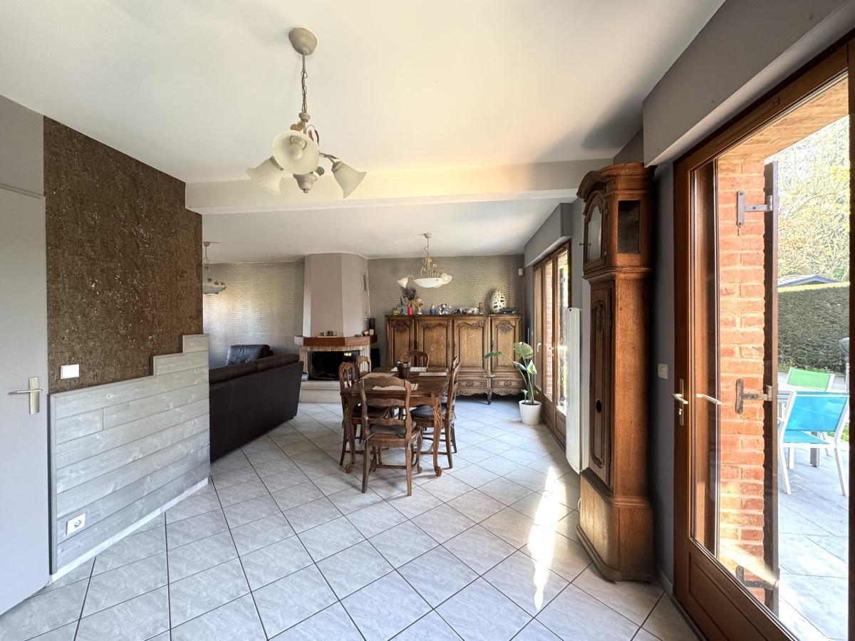 individuelle 4ch + combles jardin garage 435 000 Euros