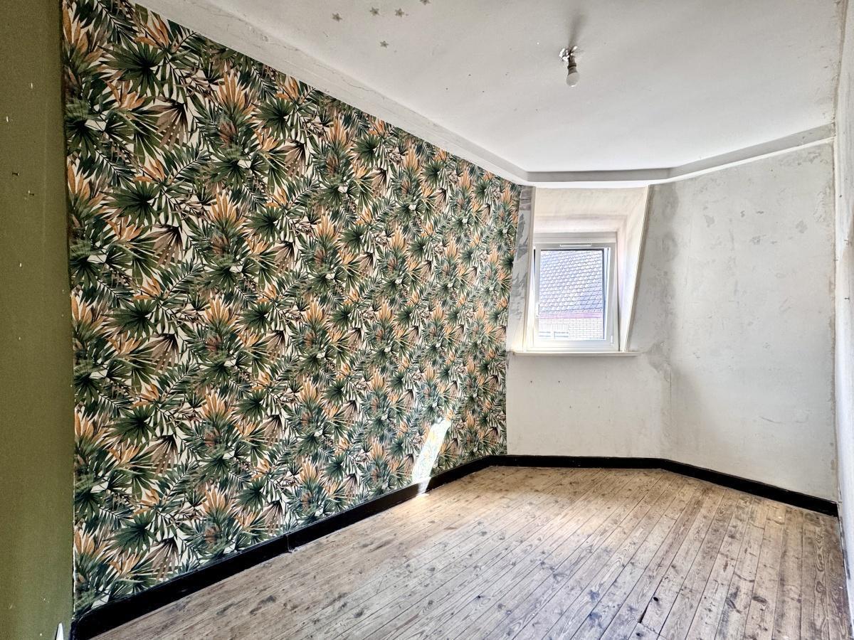 Maison de ville rénovée au style industriel 4Ch, jardin 235 000 Euros