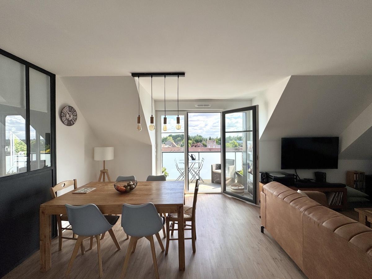 T3 de 66m2 : 2 terrasses, garage et parking 280 000 Euros FAI