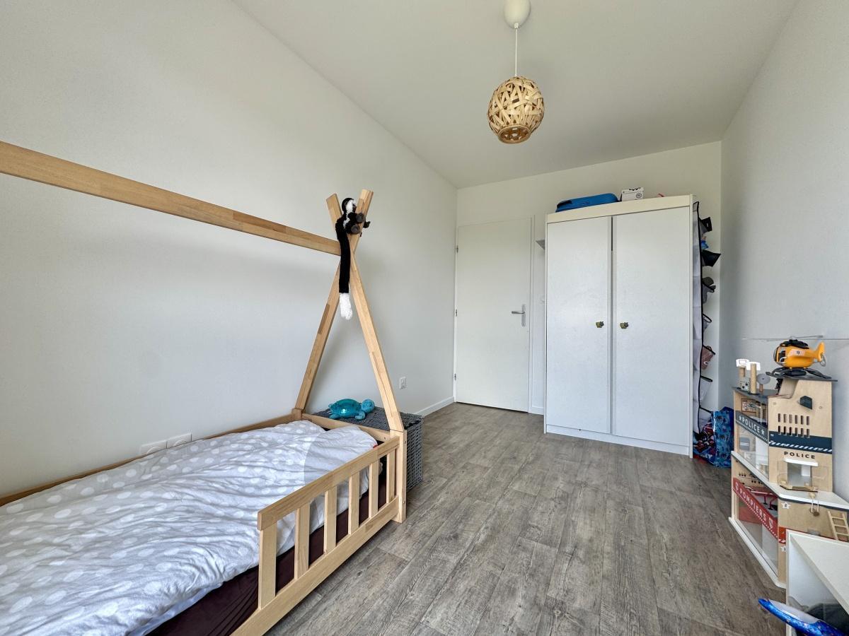 T3 de 65m2, balcon SO + 2 parkings 229 000 Euros FAI