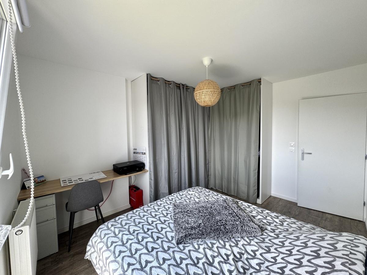 T3 de 65m2, balcon SO + 2 parkings 229 000 Euros FAI