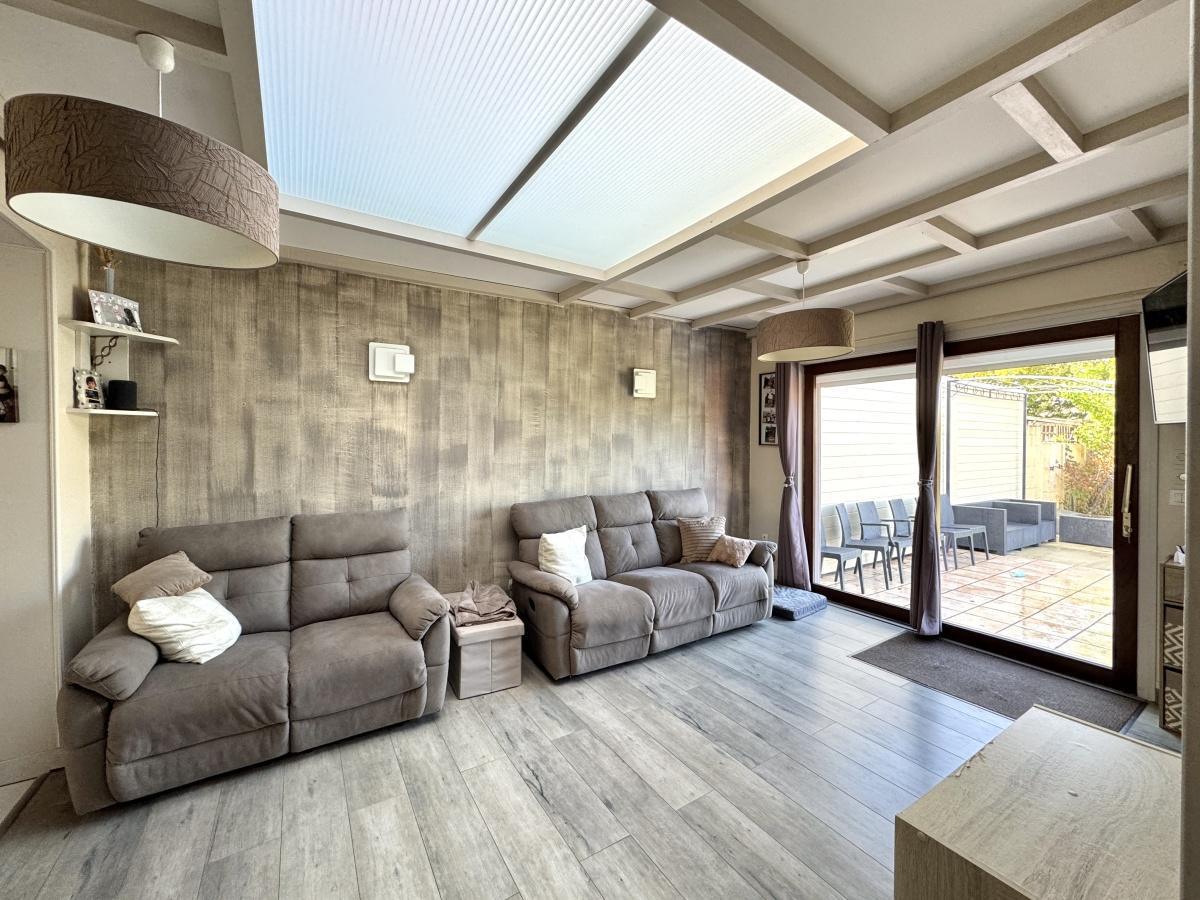 Maison 3ch jardin et stationnement 258 000 Euros FAI