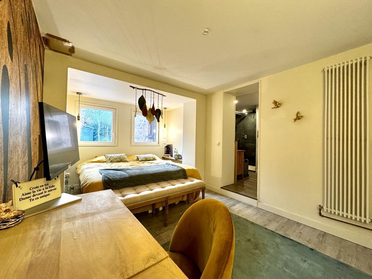 Hautevalle 4 ch jardin Garage : 515 000 Euros HAI