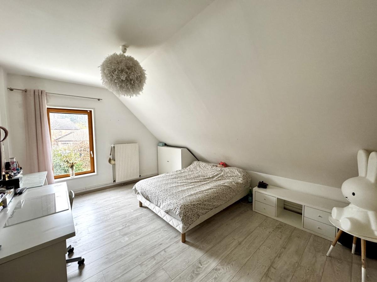 Hautevalle 4 ch jardin Garage : 515 000 Euros HAI