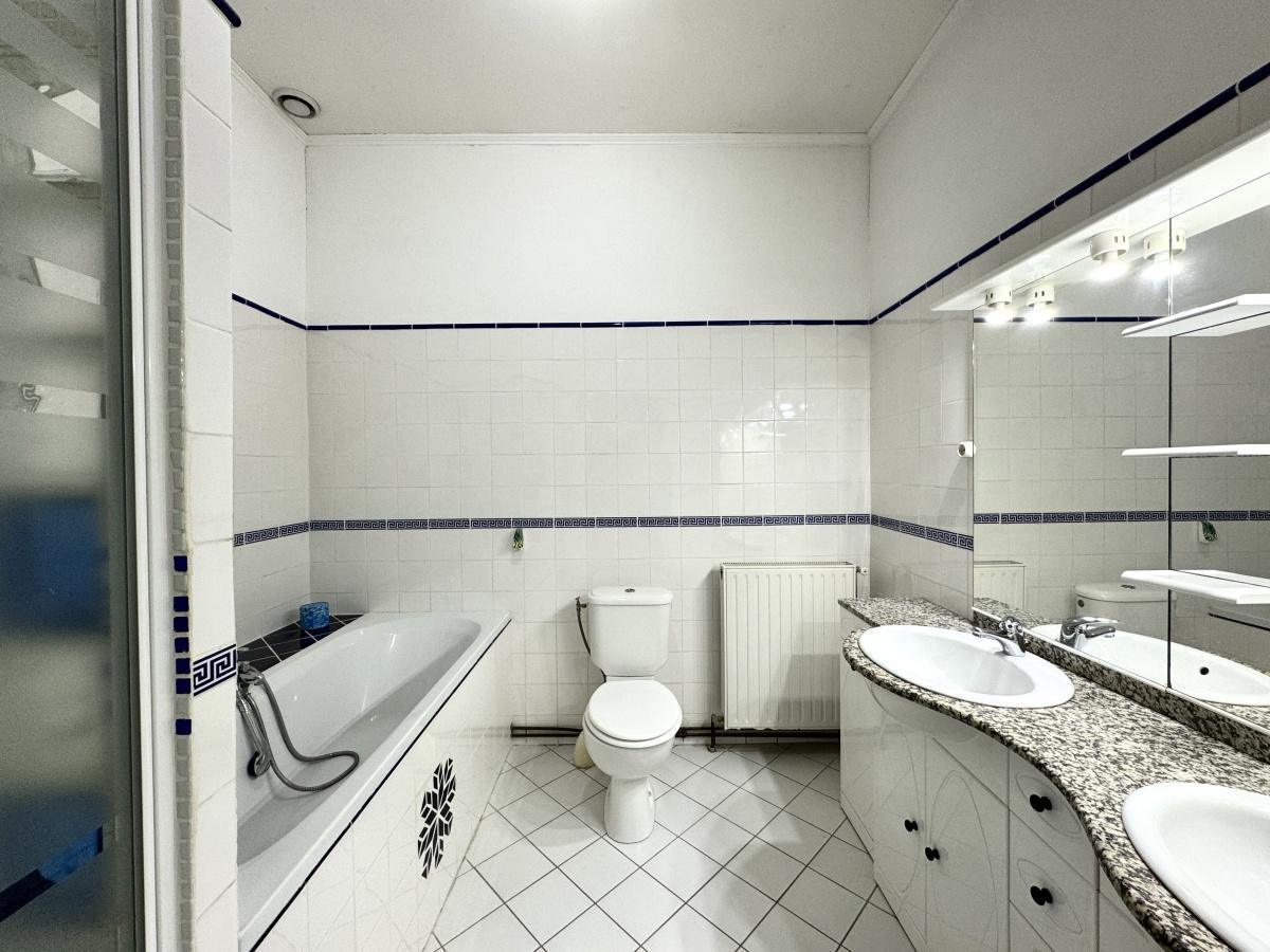 1930 proche centre 289 000 Euros HAI