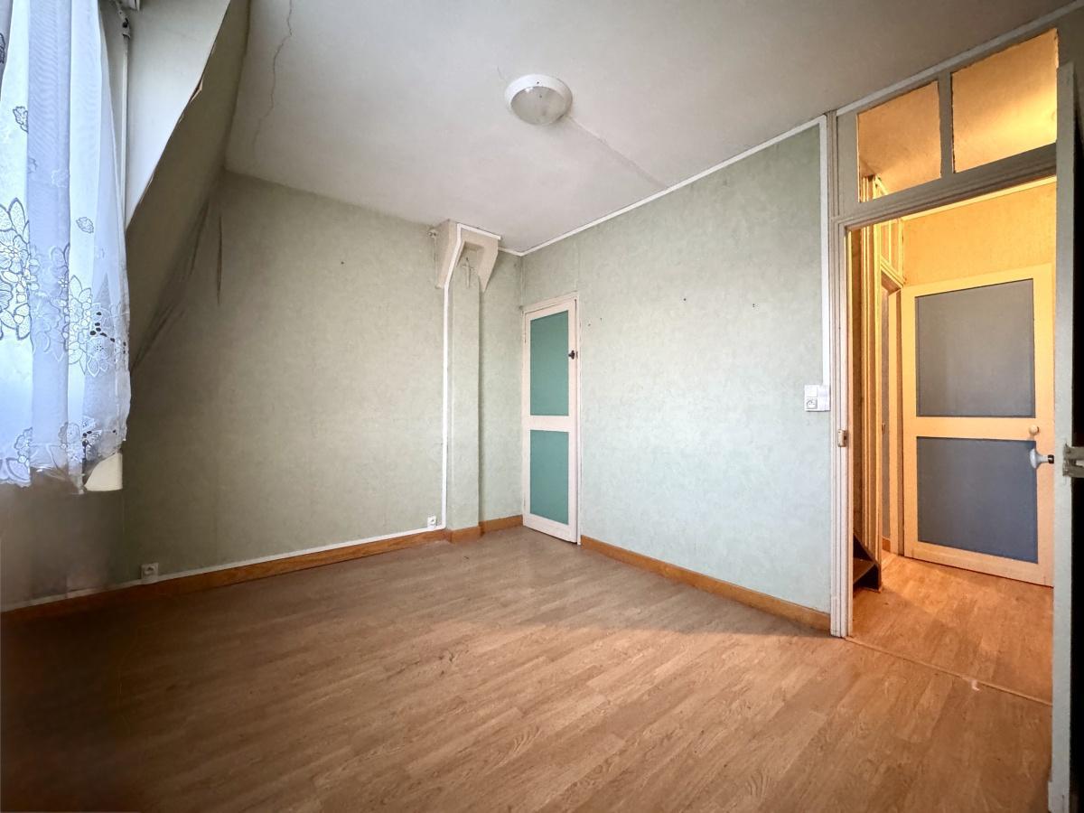 Maison de Ville à rénover 167 000 Euros HAI