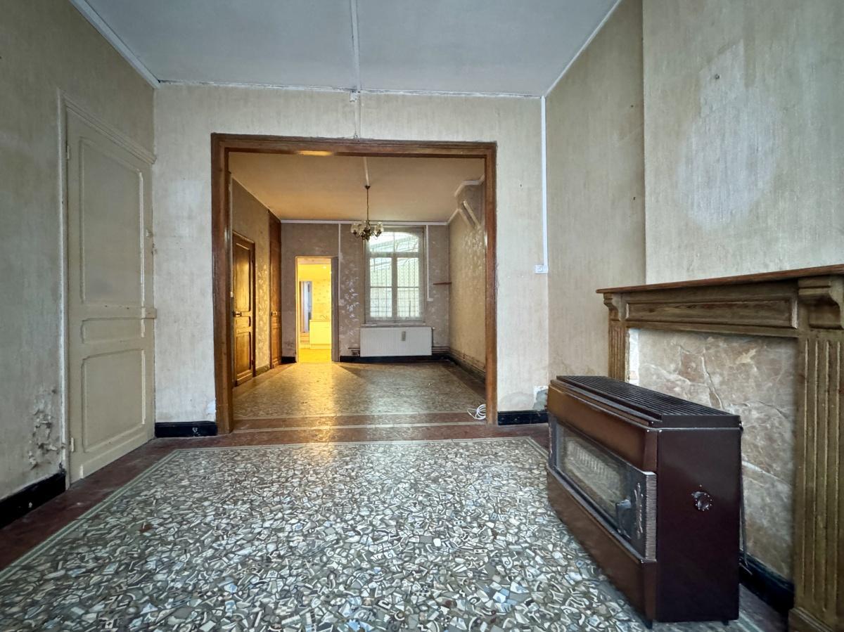 Maison de Ville à rénover 167 000 Euros HAI