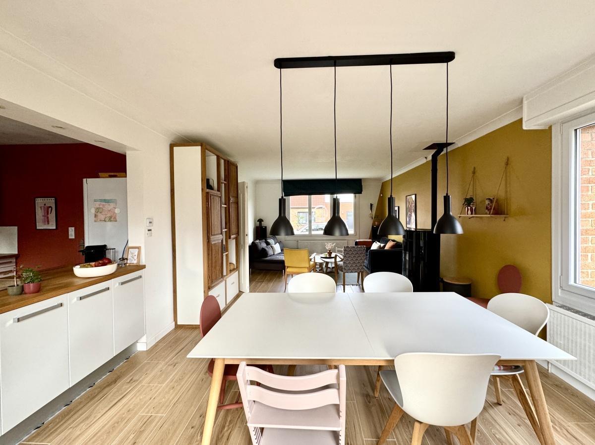 Semi indiv. 4ch, jardin gge et véranda 415 000 Euros FAI