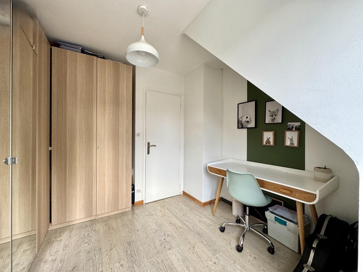 Semi indiv. 4ch, jardin gge et véranda 415 000 Euros FAI