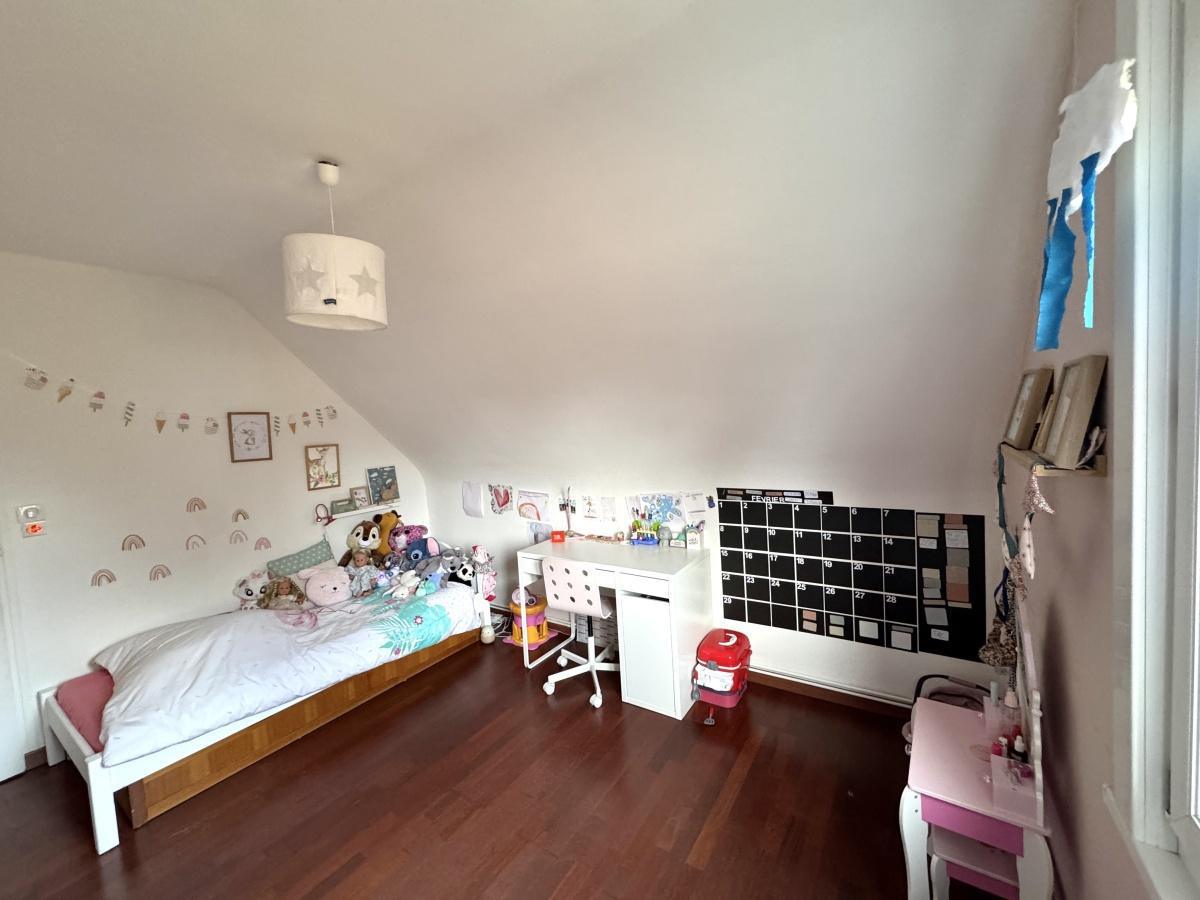 Semi indiv. 4ch, jardin gge et véranda 415 000 Euros FAI