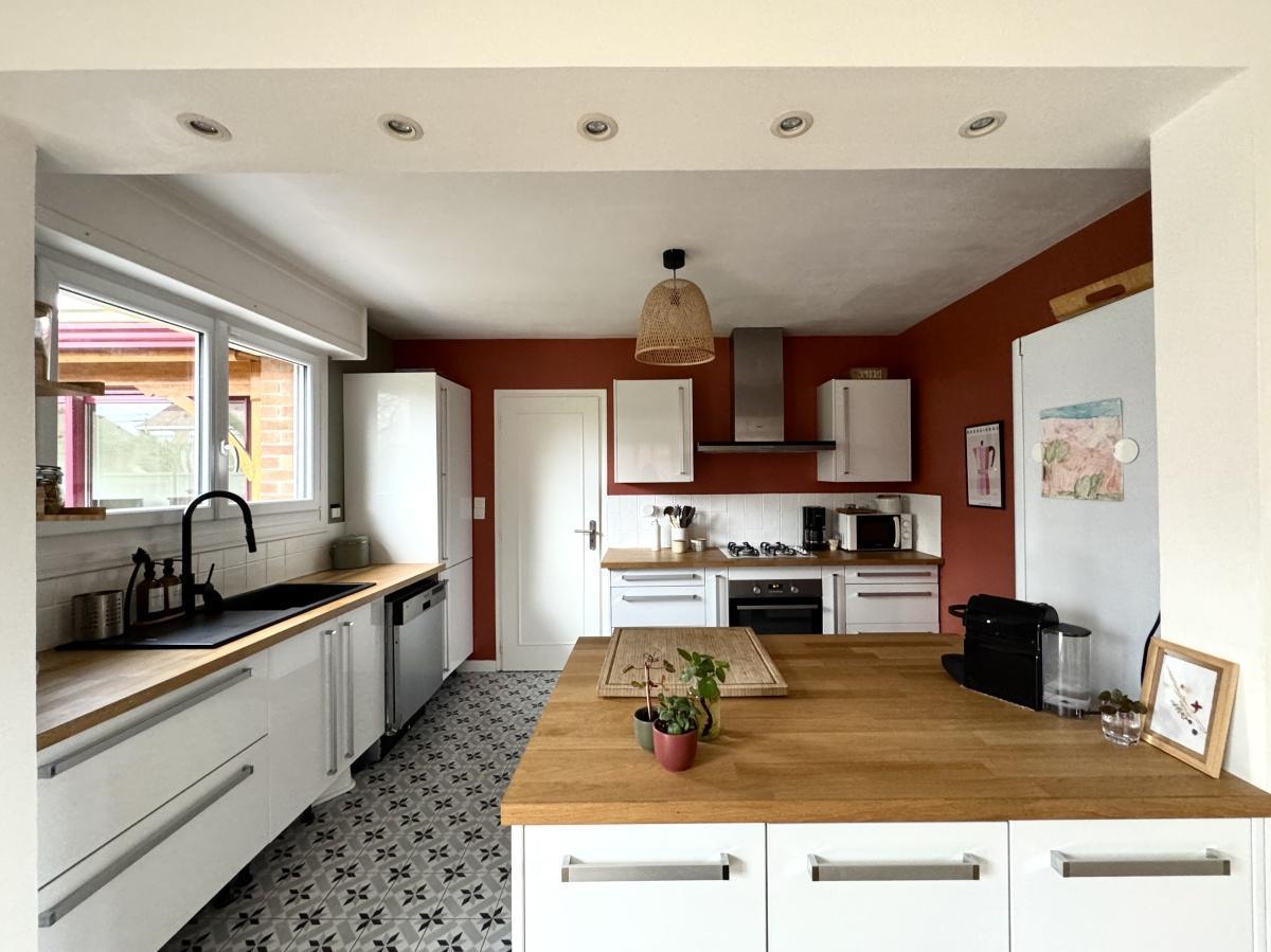 Semi indiv. 4ch, jardin gge et véranda 415 000 Euros FAI