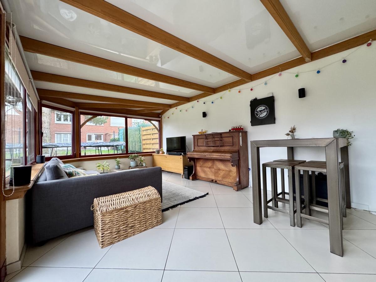 Semi indiv. 4ch, jardin gge et véranda 415 000 Euros FAI