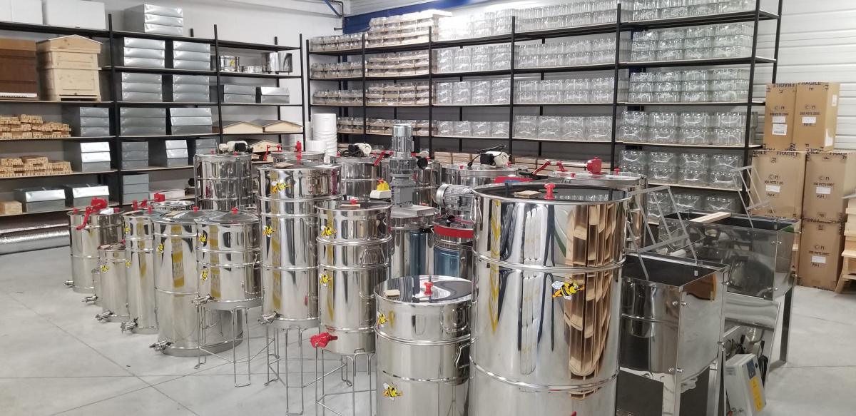 BIJENHOF HOYEZ - L'univers de l'abeille BIJENHOF HOYEZ - L'univers de l'abeille