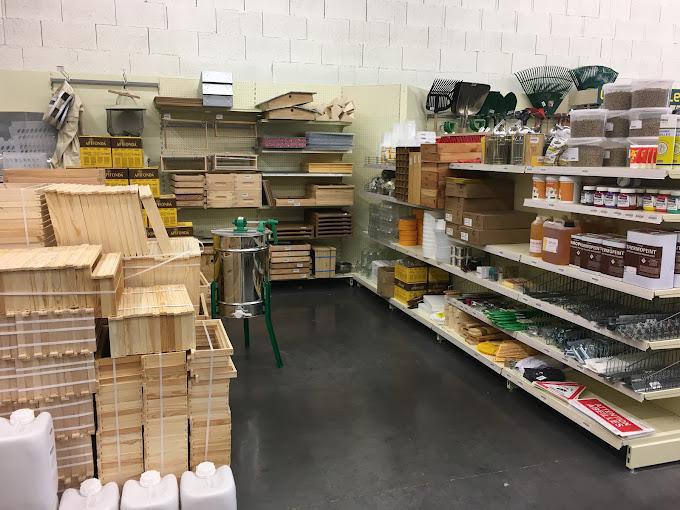 Agri Centre Distribution - Apiculture Agri Centre Distribution - Apiculture