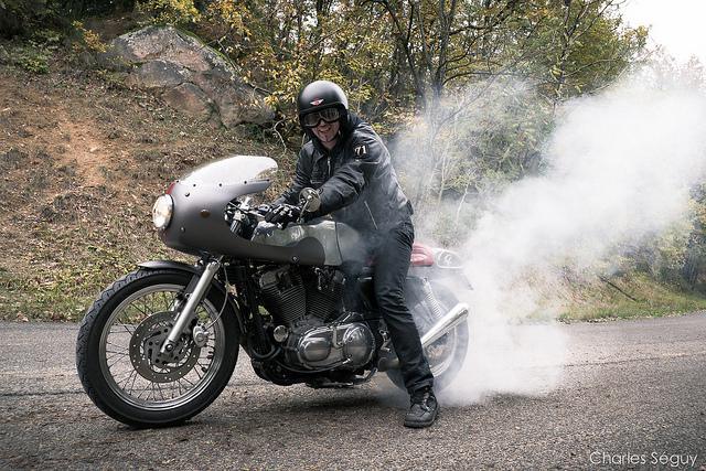6 Reasons to have a Cafe Racer Motorcycle